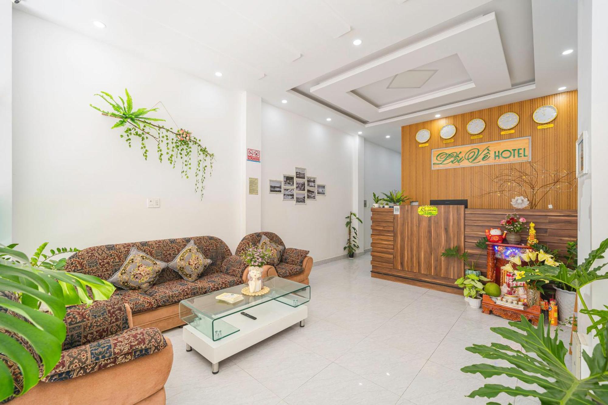 Khách Sạn Lối Về Đà Lạt Exterior foto