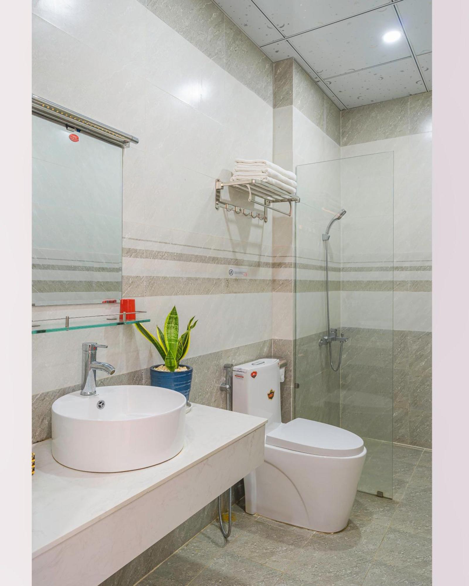 Khách Sạn Lối Về Đà Lạt Exterior foto